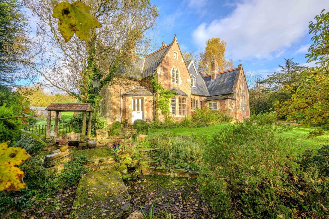 Country House With 7 Bedrooms And 3 Buildings Market Rasen Exteriér fotografie