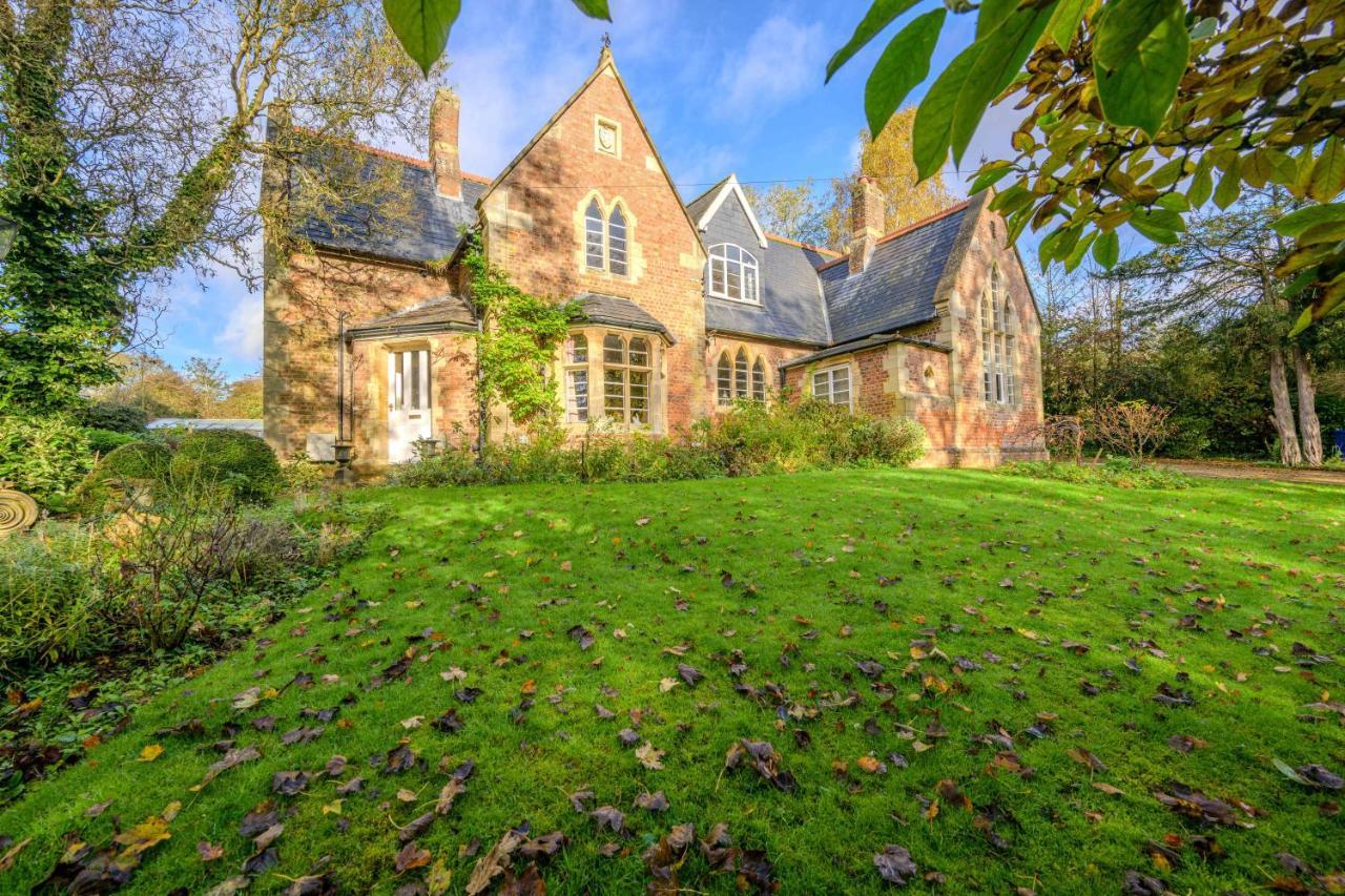 Country House With 7 Bedrooms And 3 Buildings Market Rasen Exteriér fotografie
