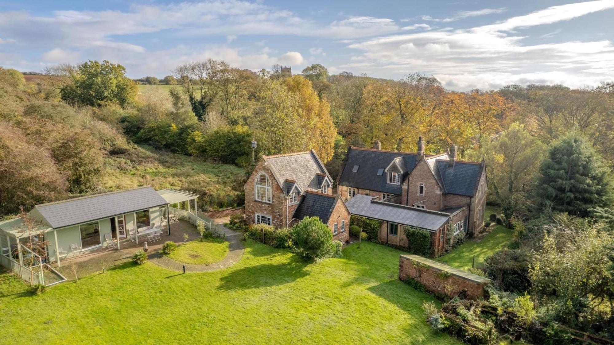Country House With 7 Bedrooms And 3 Buildings Market Rasen Exteriér fotografie